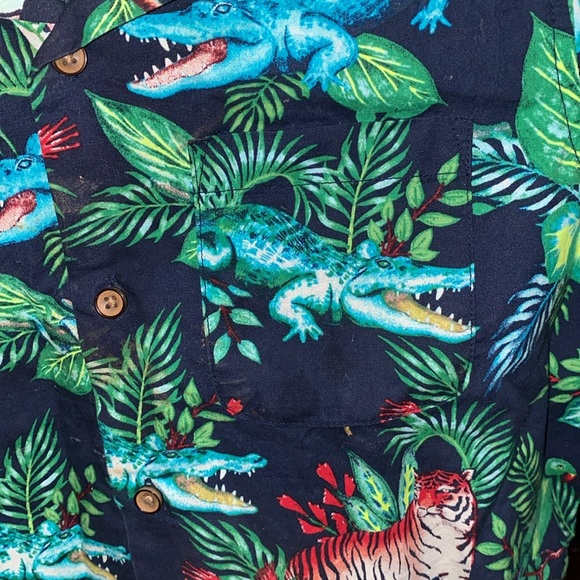 Kids button Down - Picture 3 of 3